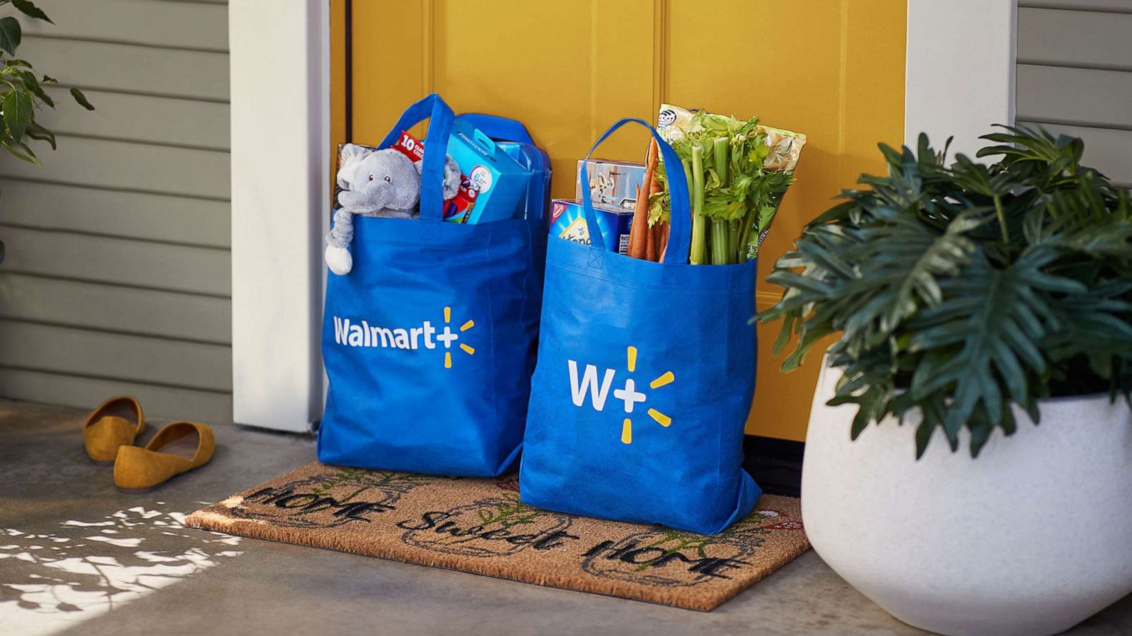 PHOTO: Walmart's new membership program will provide unlimited free delivery from stores, fuel discounts and access to tools that make shopping faster for families.