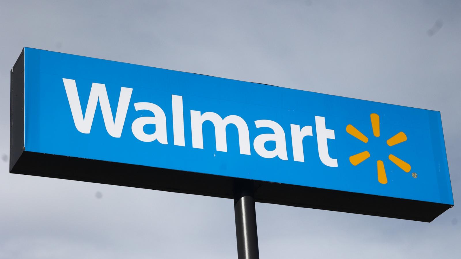 PHOTO: The Walmart logo is seen near the shop in Streator, Ill., Oct. 15, 2022.
