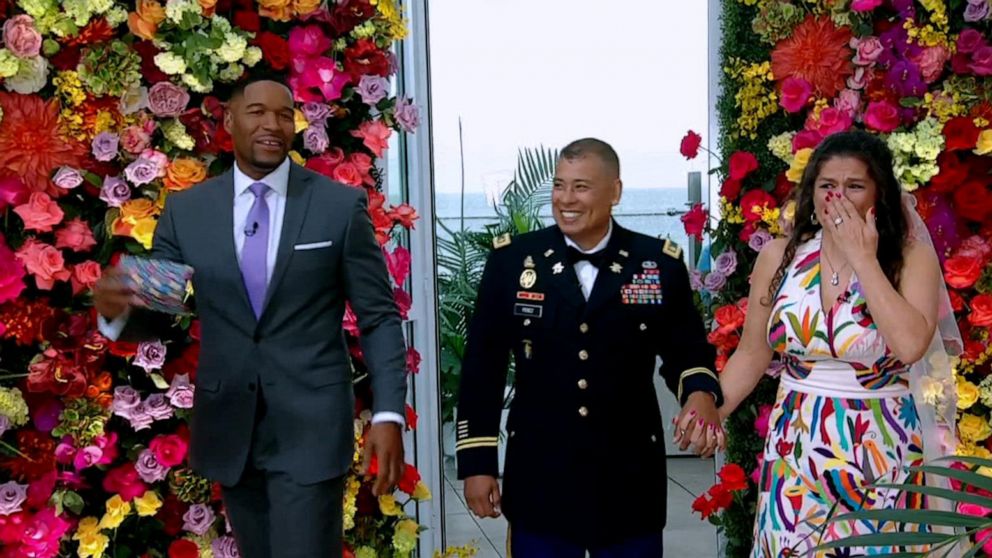 PHOTO: Army Major Jose Perez and Heather Hathaway Miranda got married in Chicago live on "Good Morning America," May 26, 2021.