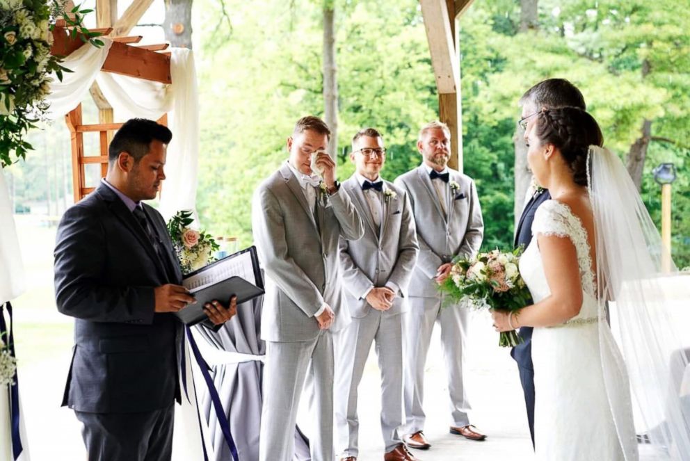 PHOTO: Manny Morales stepped in to officiate the wedding of Kelsey and Andy Schneck.