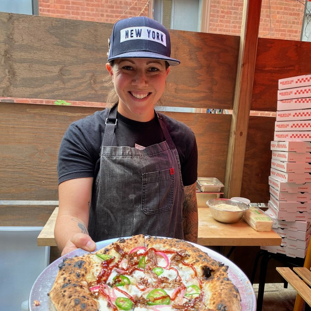 VIDEO: How one woman gave back to her community one free pizza at a time 