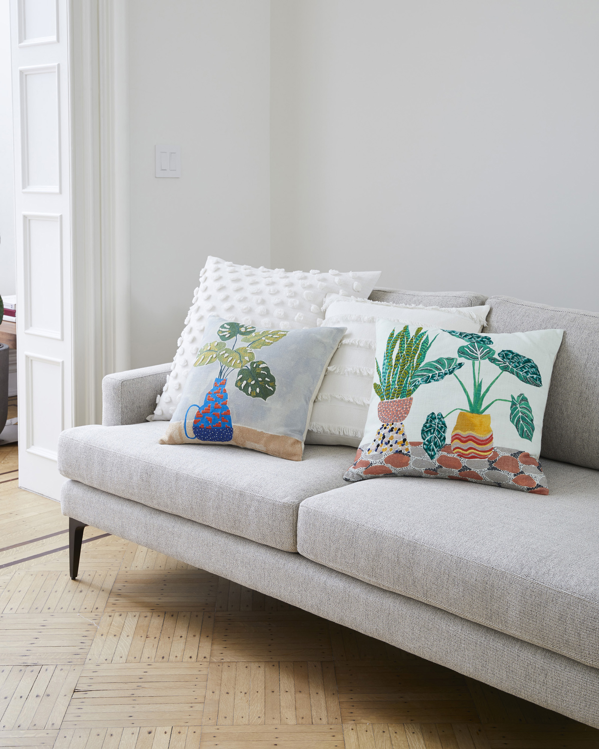 PHOTO: Rent the Runway and West Elm are teaming up to let subscribers rent West Elm goodies to give their interior a refresh.