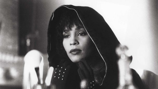 'The Bodyguard' remake will feature a 'young Latina' in Whitney Houston