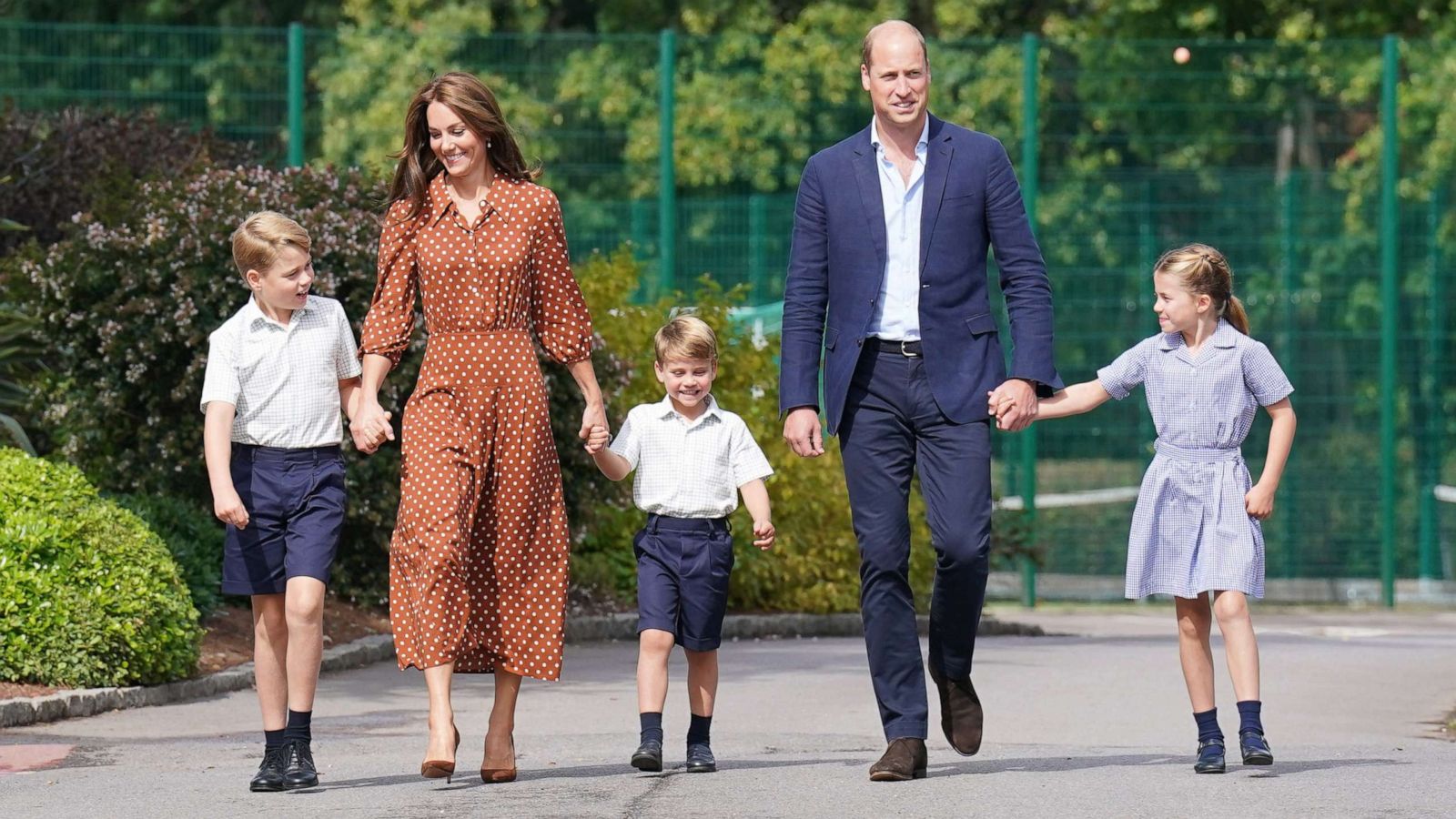 PHOTO: Prince George, Princess Charlotte and Prince Louis accompanied by their parents, Prince William, Duke of Cambridge and Catherine, Duchess of Cambridge, arrive at Lambrook School, Sept. 7, 2022, in Bracknell, England.
