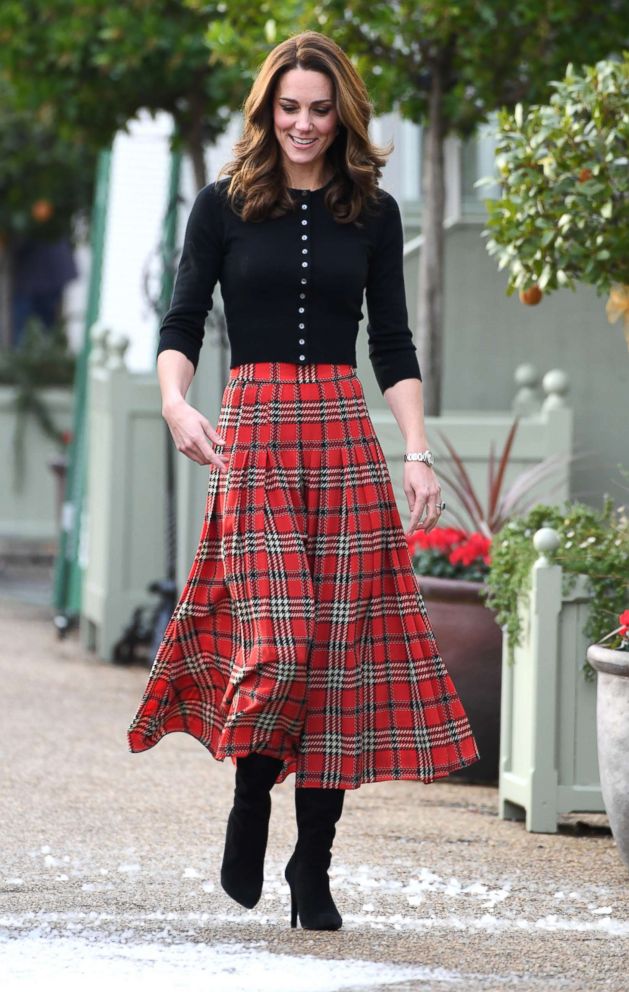 Kate Middleton looks festive in plaid skirt at Christmas party for ...