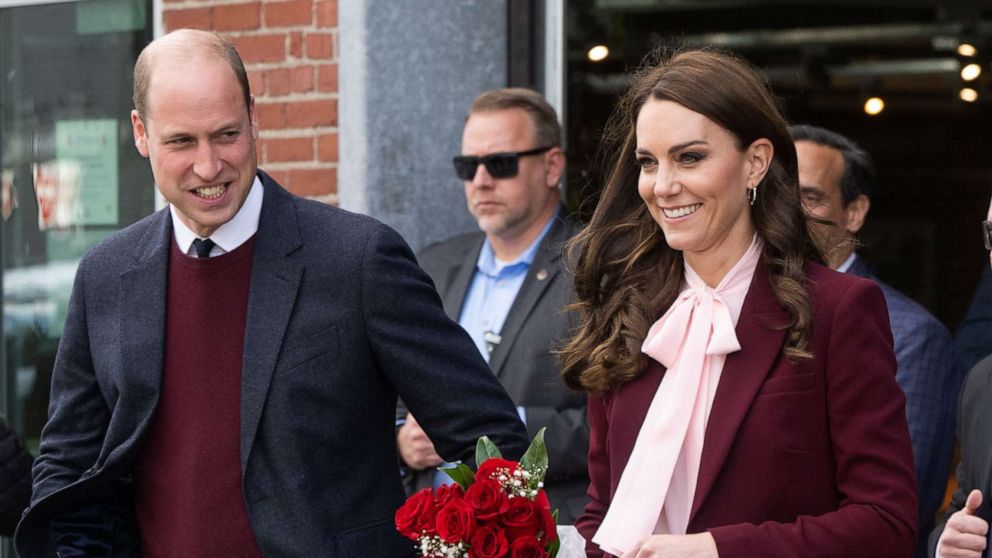 PHOTO: Prince William, Prince of Wales and Kate, Princess of Wales visit Greentown Labs, Dec. 1, 2022 in Boston.