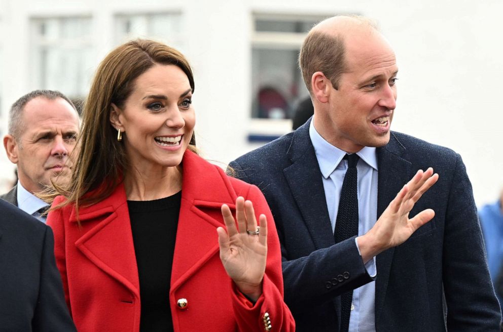 PHOTO: Prince William and Kate Middleton, the Prince and Princess of Wales, wave during a visit to the RNLI (Royal National Lifeboat Institution) Lifeboat Station in Anglesey, Wales, United Kingdom, on Sept. 27, 2022.