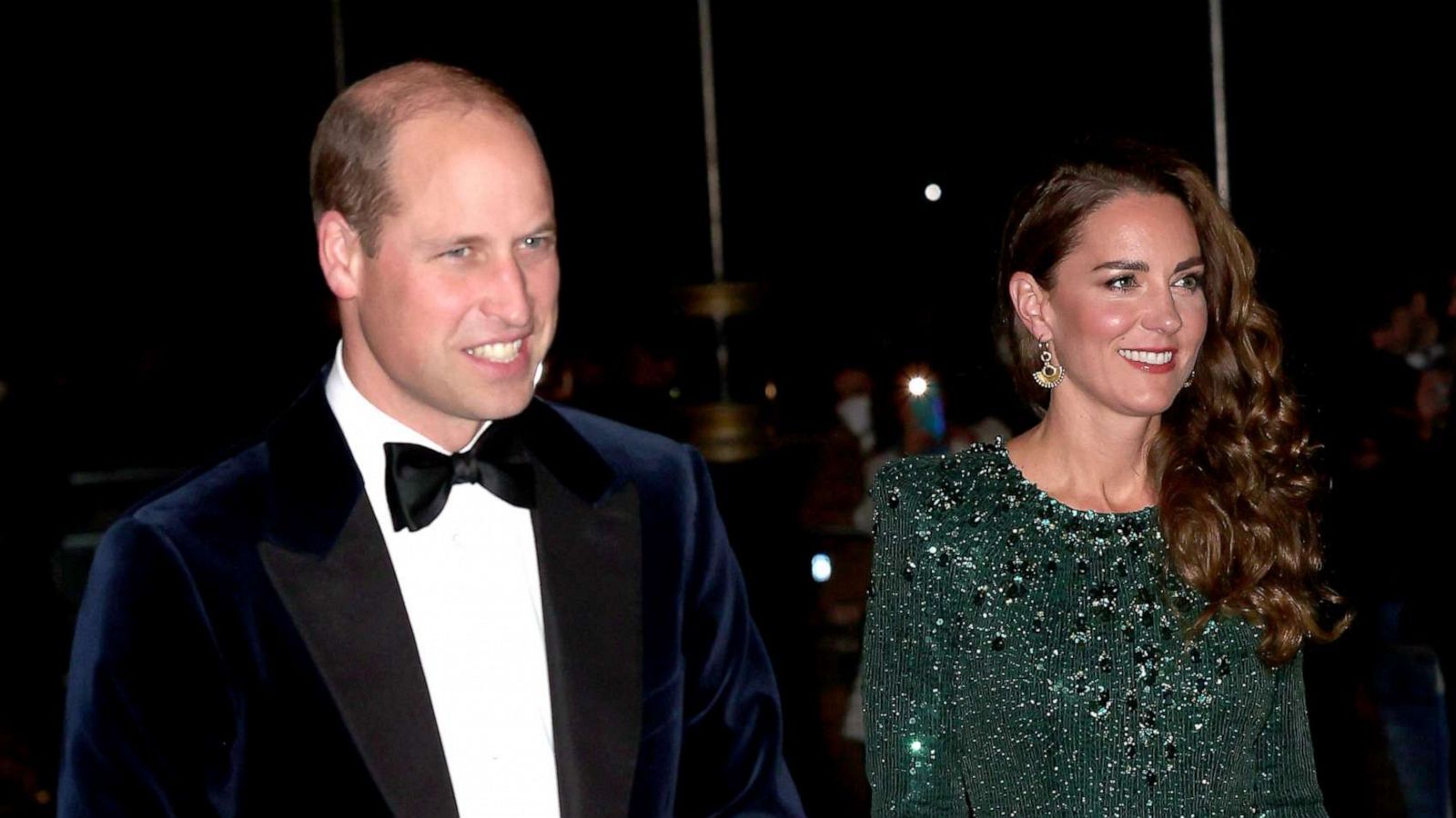 PHOTO: Catherine, Duchess of Cambridge and Prince William, Duke of Cambridge attend the Royal Variety Performance at Royal Albert Hall on Nov. 18, 2021, in London.