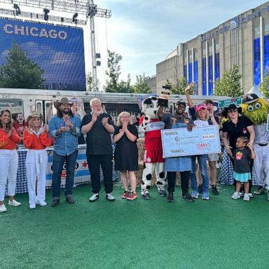 PHOTO: "GMA" hosted a barbecue cook off at the Windy City Smokeout in Chicago.