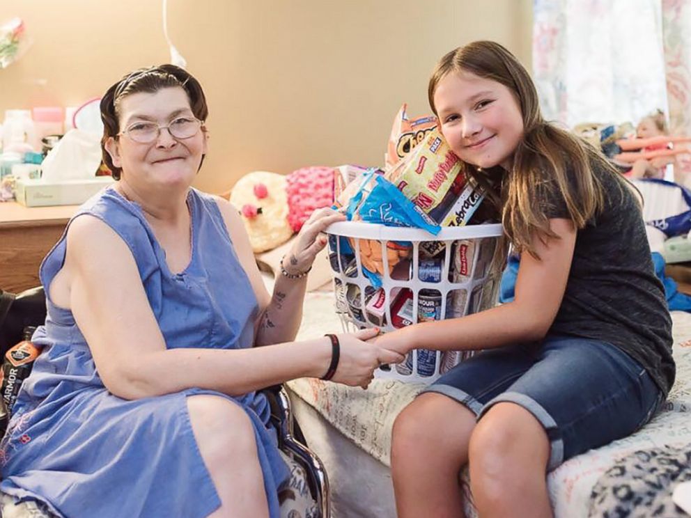 PHOTO: Ruby Kate Chitsey, 11, grants wishes of nursing home residents at five long term care centers in three counties in and around Harrison, Arkansas.