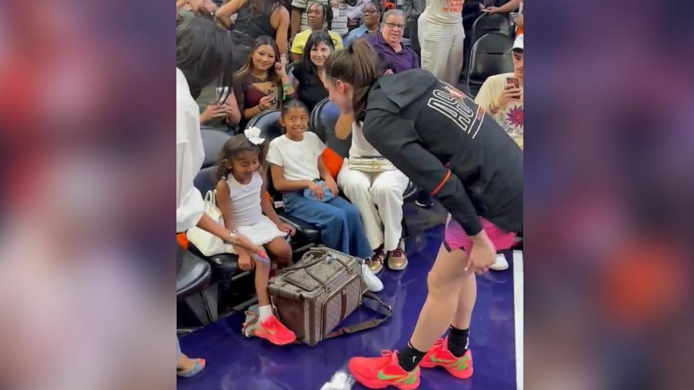 PHOTO: Caitlin Clark shared sweet moments with Vanessa Bryant and her daughters during the All-Star Game in Phoenix.