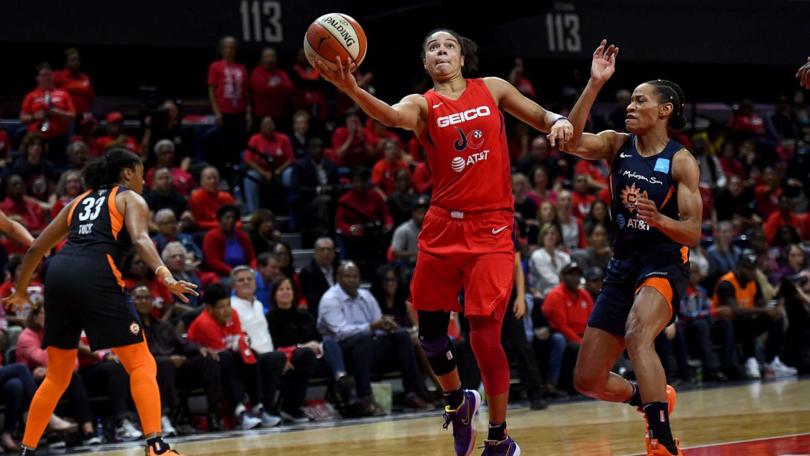 WNBA players will receive 6-figure salary, child care benefits in new  collective bargaining agreement - Good Morning America
