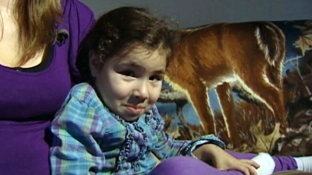 VIDEO: Safeway security guard threatened girl to sign confession for eating apricots.