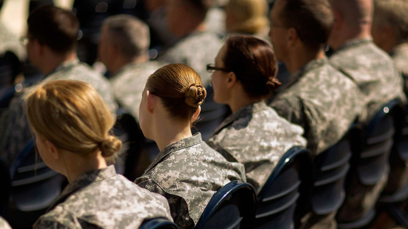 PHOTO: In this March 31, 2015, file photo, women soldiers attend a commencement ceremony in the Pentagon Center Courtyard, in Arlington, Va.