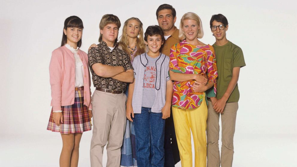 PHOTO: The cast of The Wonder Years is shown in this undated file photo.