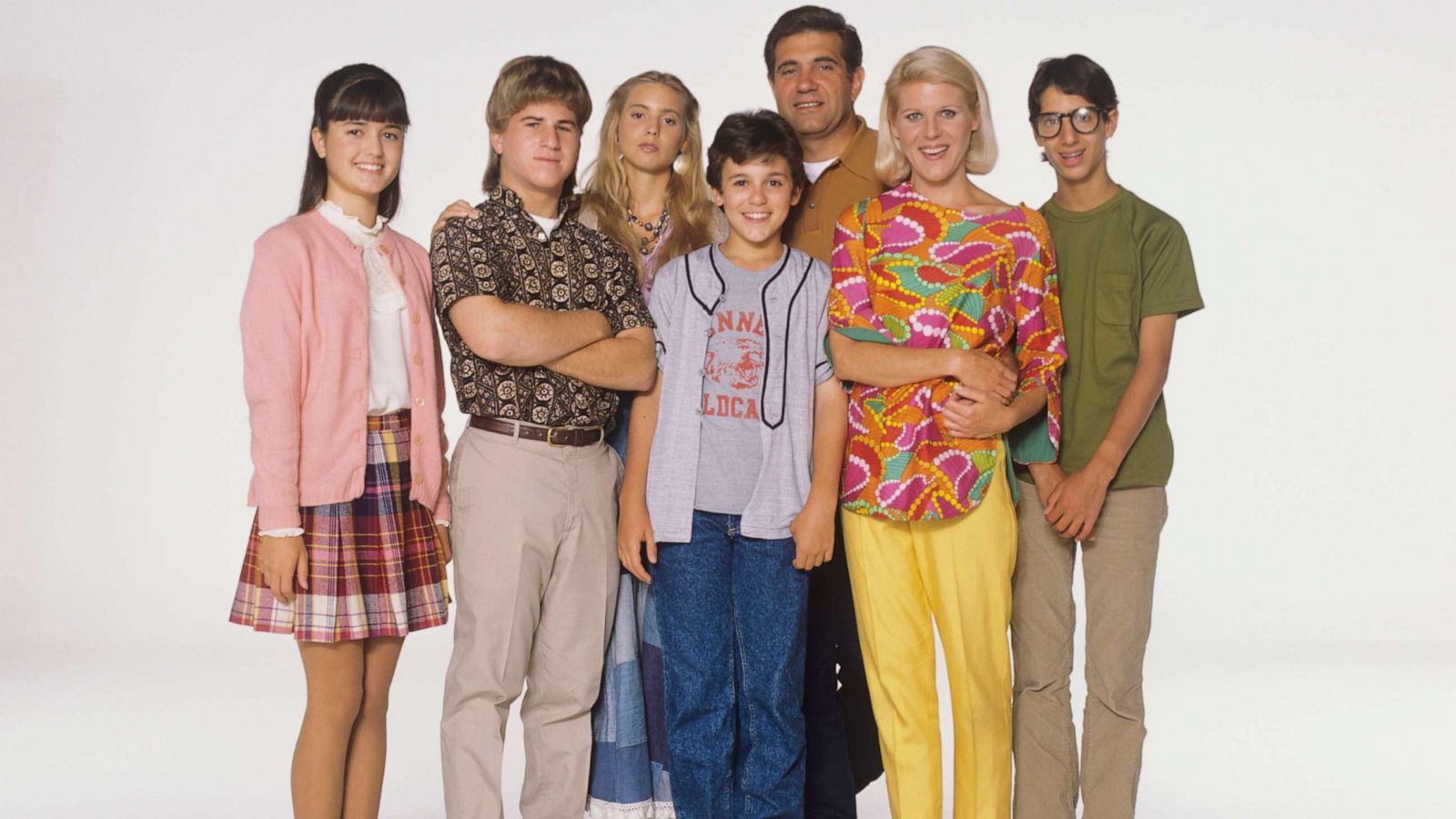 PHOTO: The cast of The Wonder Years is shown in this undated file photo.