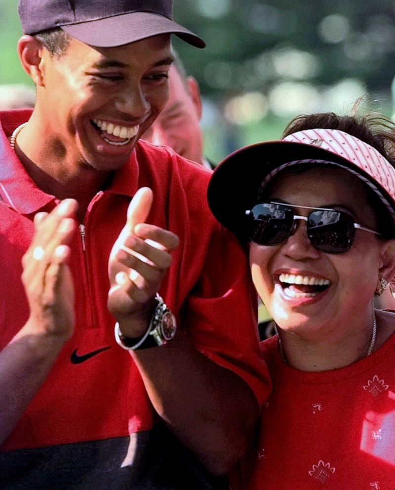 PHOTO: Obit Woods' Mother Golf