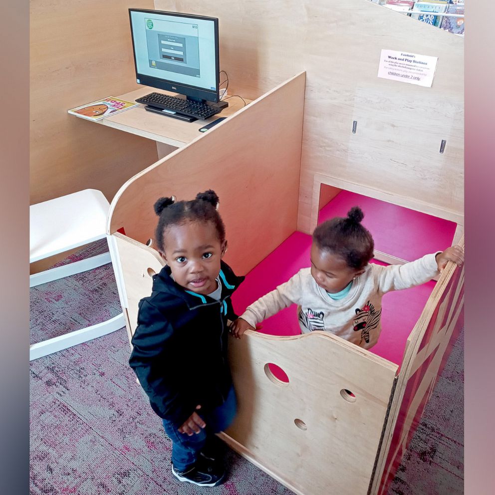 Father's viral photo of library desk and playpen sparks debate about child  care - Good Morning America