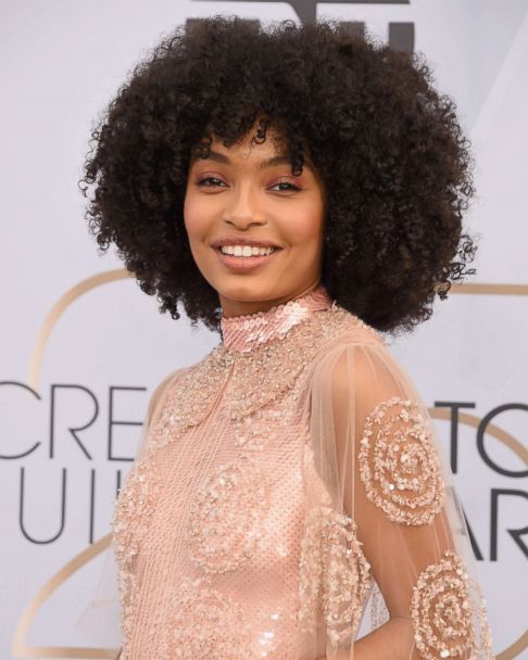 Here's how Yara Shahidi got her skin to look so good for the 2019 SAG Awards red carpet - Good Morning America Here's how Yara Shahidi got her skin to look so good for the 2019 SAG Awards red carpet - Good Morning America