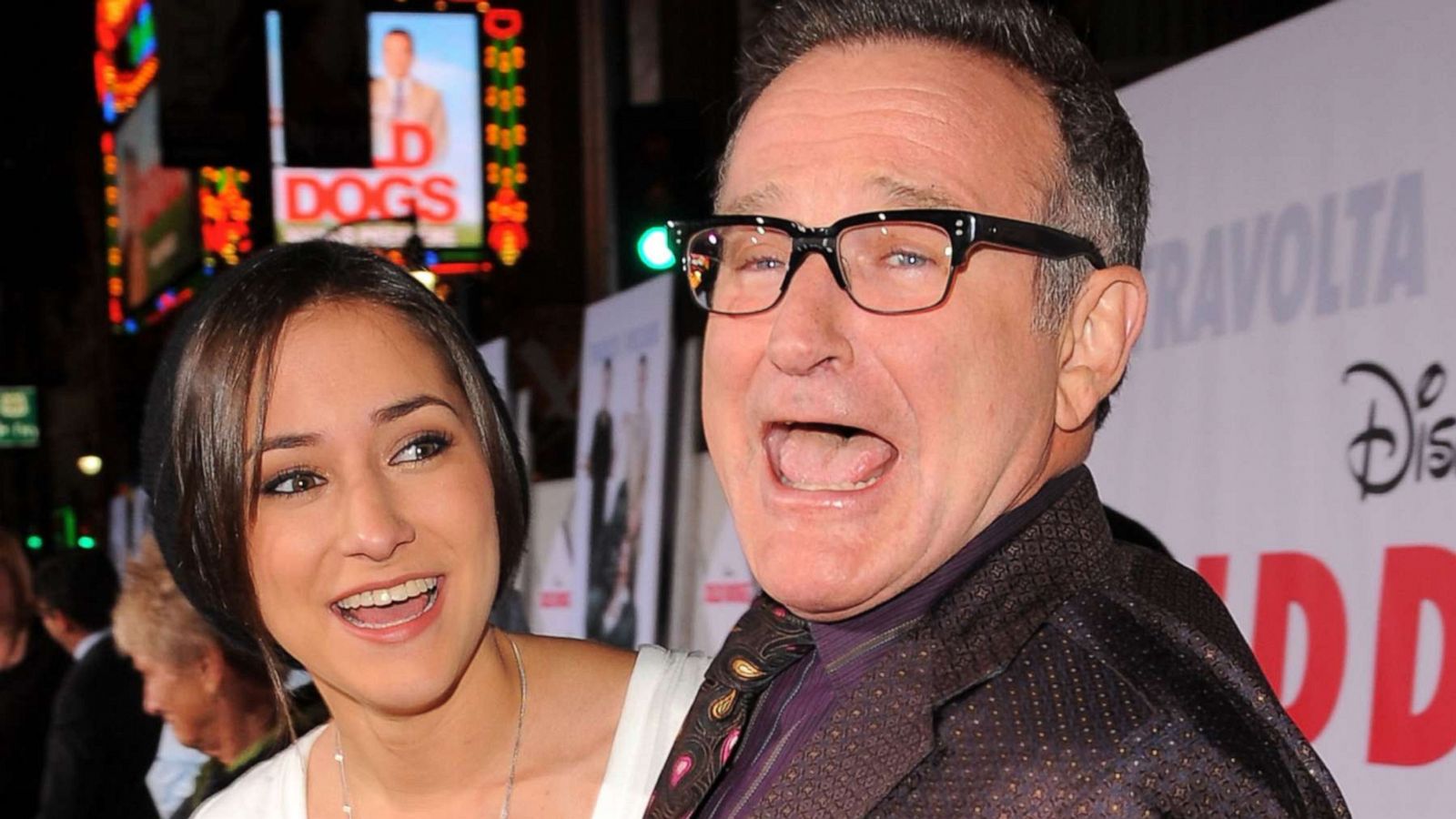 PHOTO: Actors Zelda Williams and Robin Williams arrive at the premiere of Walt Disney Pictures' "Old Dogs" held at the El Capitan Theatre, Nov. 9, 2009 in Hollywood, Calif.