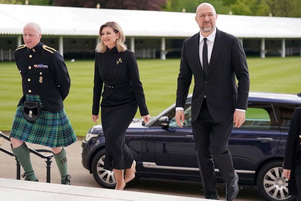 PHOTO: First Lady of Ukraine Olena Zelenska and the Prime Minister of Ukraine, Denys Shmyhal, arrive for a reception hosted by Britain's King Charles, for overseas guests attending his coronation at Buckingham Palace in London, May 5, 2023.