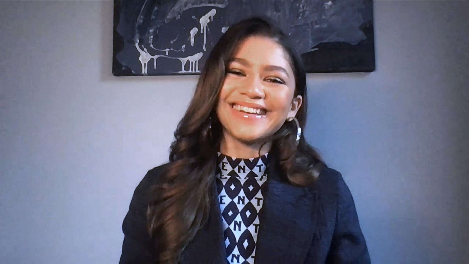 ZENDAYA POCKETED BLAZER IN WHITE  Colored blazer, Blazer, Chic blazer