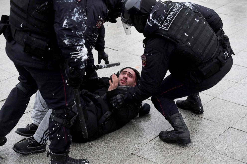 PHOTO: Police detain a protester during a rally in support of jailed opposition leader Alexey Navalny in downtown Moscow on Jan. 23, 2021.