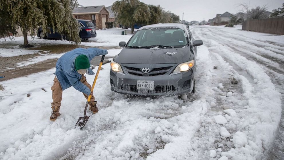 VIDEO: Millions still without power as new winter storm moves across US 