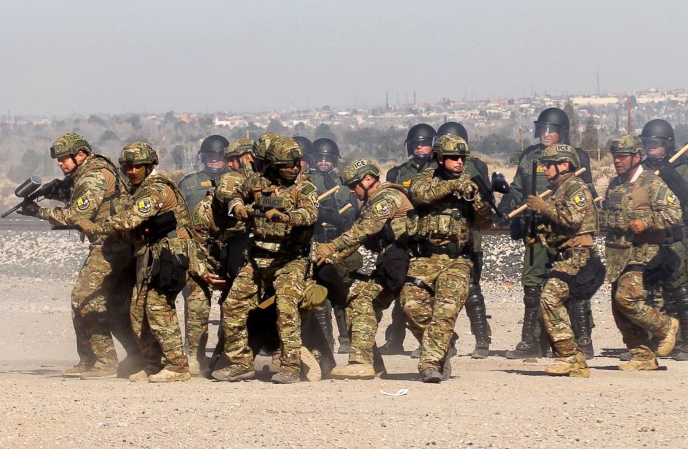 PHOTO: Border Patrol, Immigration and Customs Enforcement (ICE) and Customs and Border Protection (CBP) agents take part in a safety drill in Sunland Park, New Mexico, Jan. 31, 2019. 