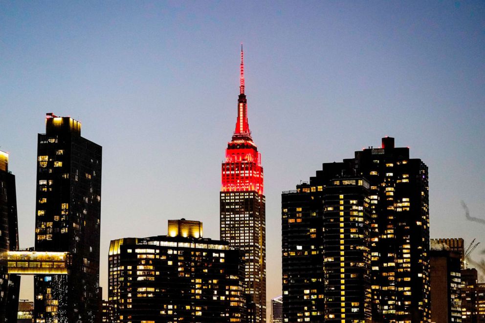 PHOTO:The Empire State Building is lit as part of a national memorial to lives lost to COVID-19 in New York, Jan. 19, 2021.