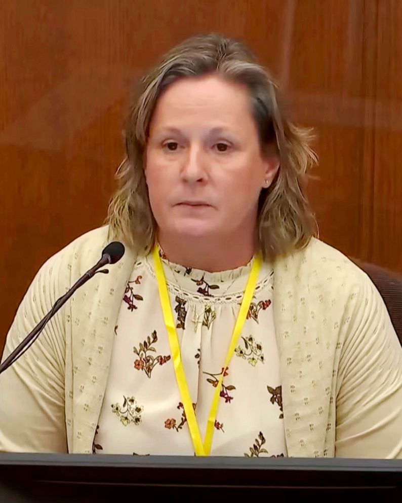 PHOTO: Former Brooklyn Center Police Officer Kim Potter testifies in court in Minneapolis, Dec. 17, 2021.
