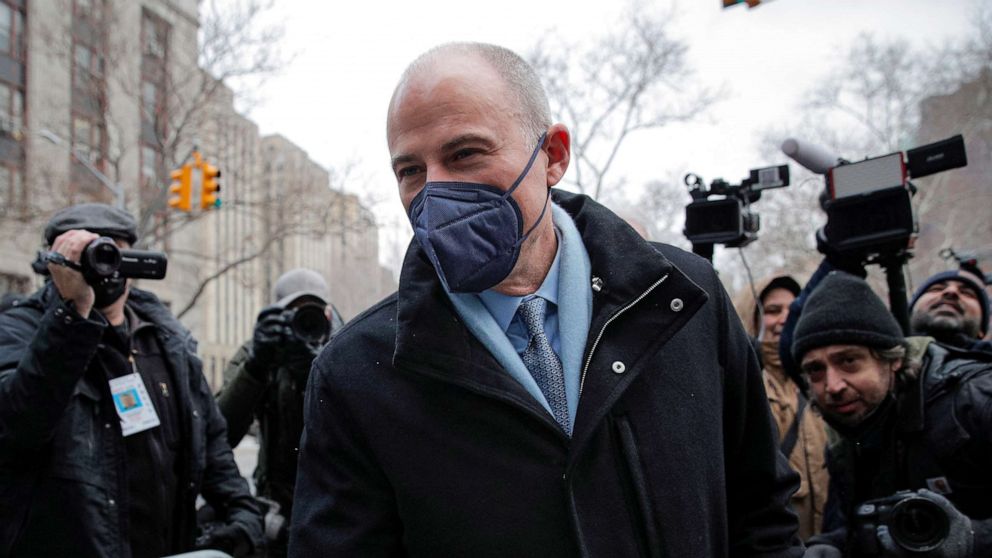 PHOTO: Former attorney Michael Avenatti arrives for his criminal trial, at the United States Courthouse in New York City, Jan. 24, 2022.