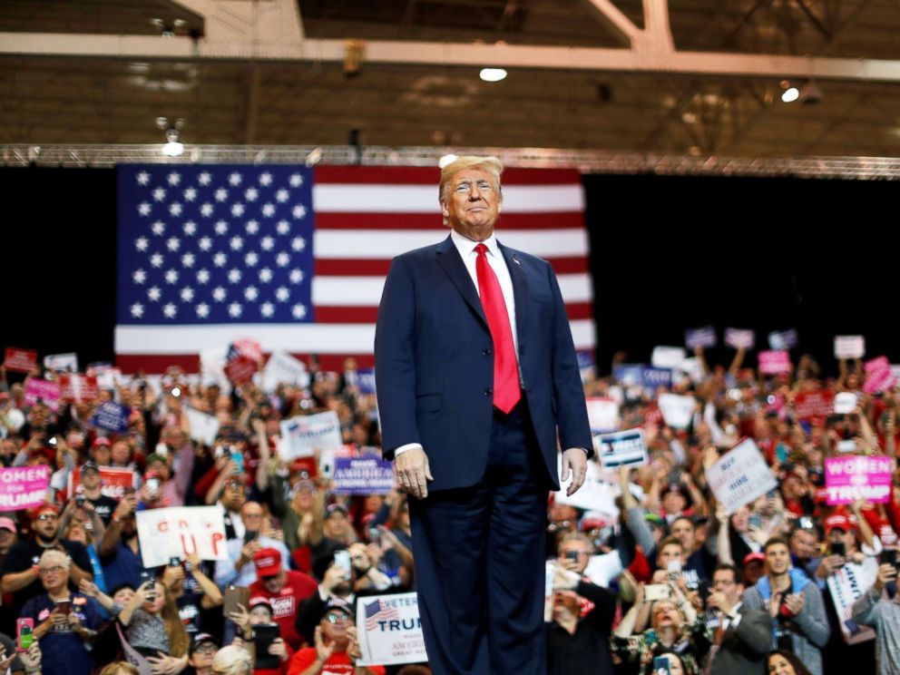 PHOTO: President Donald Trump acknowledges supporters during a campaign rally in Cleveland, Nov. 5, 2018.