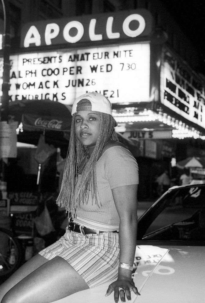 PHOTO: Rapper Yo-Yo in front of the Apollo Theater in a portrait taken on June 19, 1992 in the Harlem, New York City.