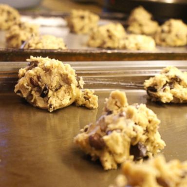 VIDEO: With the holidays upon us, the CDC has a warning for cookie dough lovers.