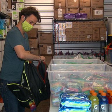 VIDEO: NYC couple provides backpacks to help homeless