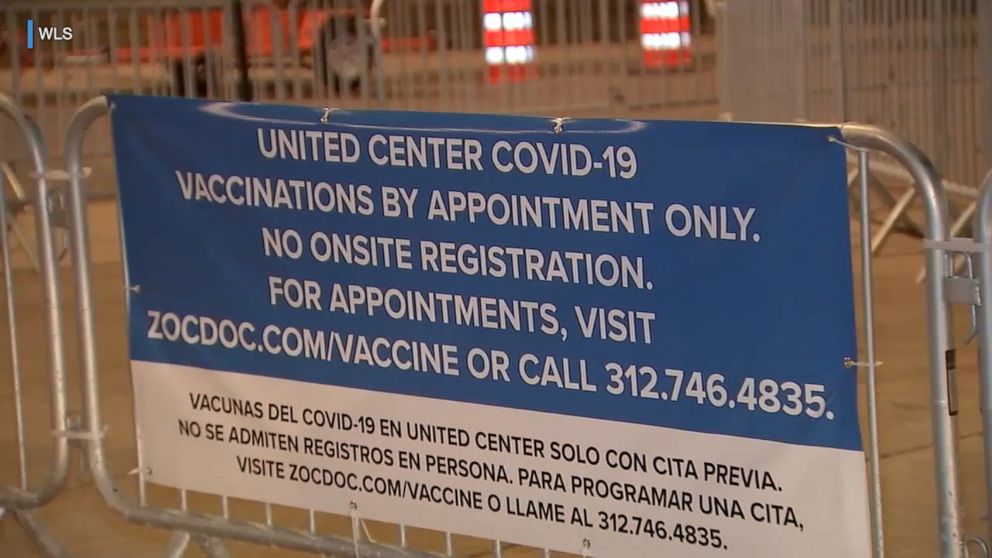 chicagos-united-center-limiting-vaccination-appointments-to-chicago-residents