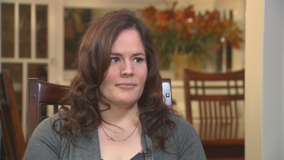 VIDEO: Hoax Hunter Claims to Expose People Who Fake Illness, Ask for Money