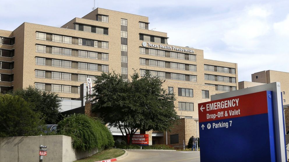 PHOTO: The entrance of Texas Health Presbyterian Hospital in Dallas, Oct. 8, 2014.