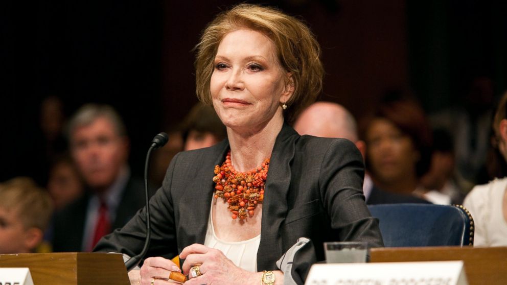 Mary Tyler Moore testifies at a Senate hearing for JDRF on the need for Federal funding for Type 1 Diabetes research at the Senate Dirksen Building, June 24, 2009, in Washington.
