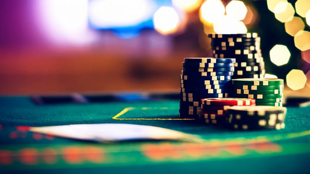 PHOTO: New poker-playing AI can take on the house and win, study finds.