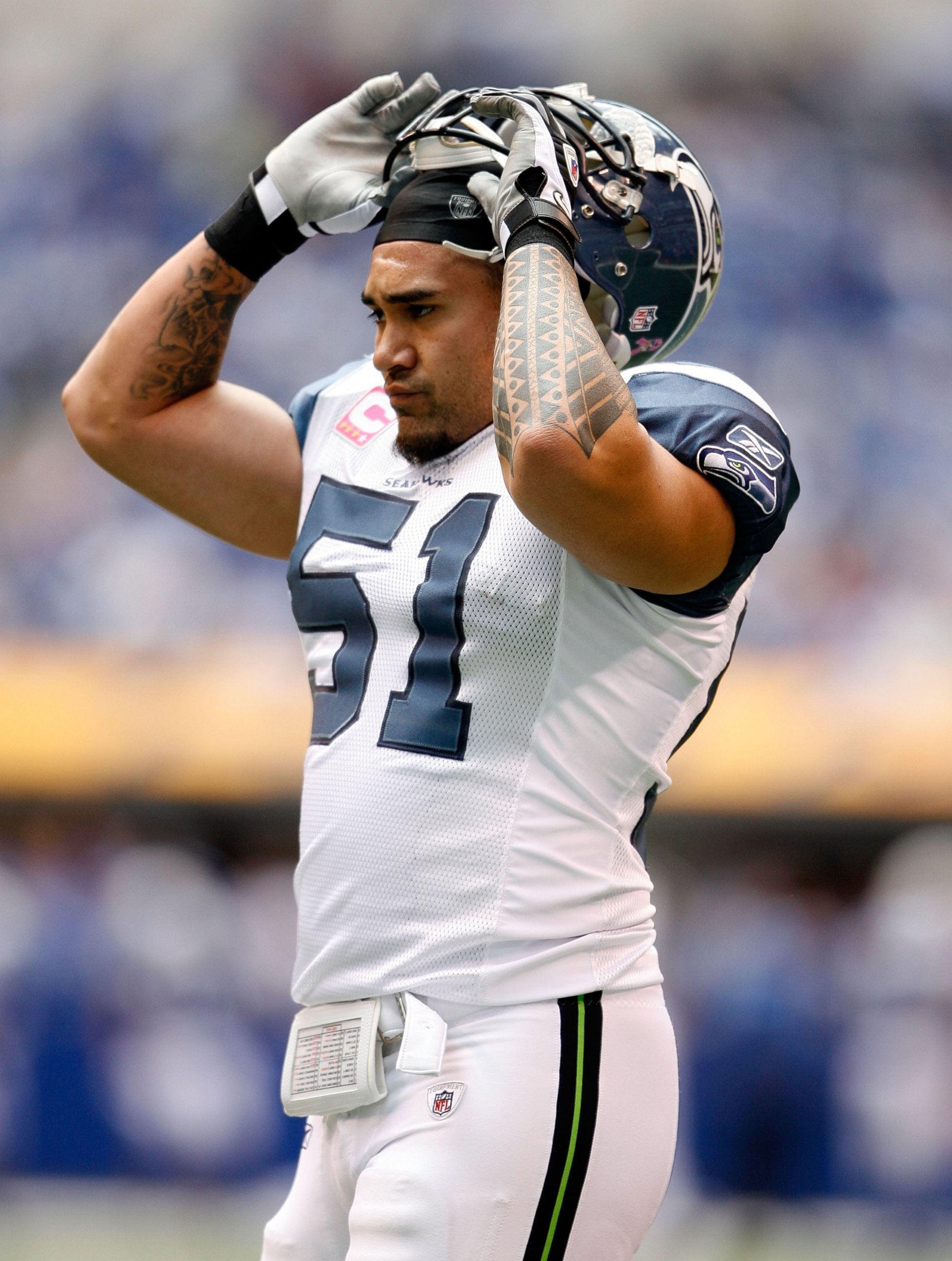 PHOTO: Lofa Tatupu of the the Seattle Seahawks during the NFL game against the Indianapolis Colts on October 4, 2009 in Indianapolis, Indiana. 