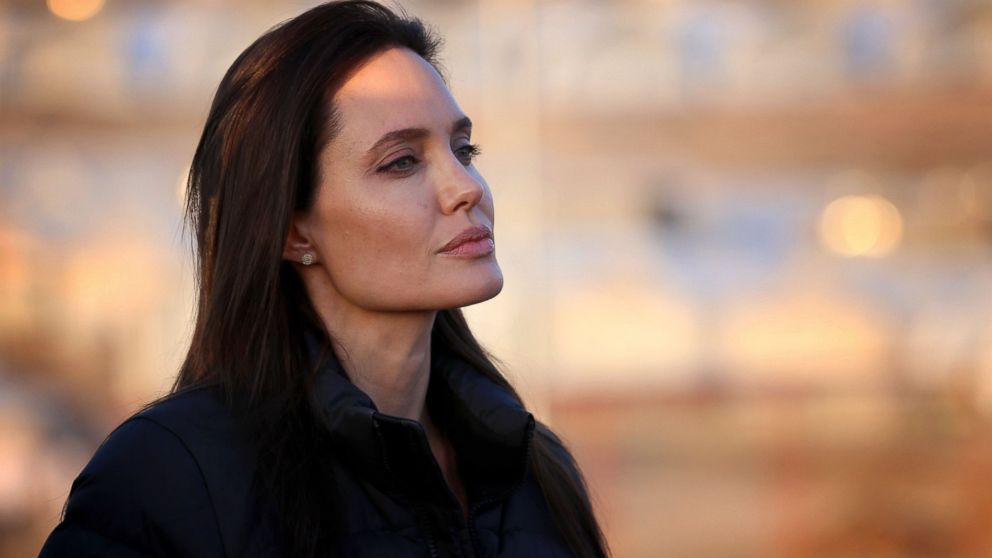 Inside Angelina Jolie's Life-Changing Decision to Remove Ovaries