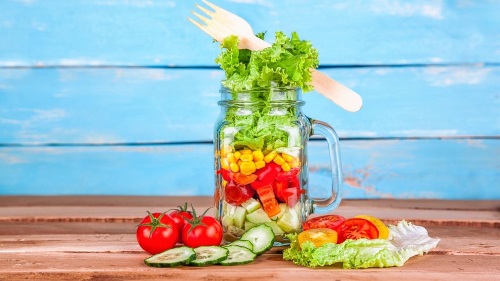 PHOTO: Packing a lunch for school or work is a healthy and financially smart idea. 