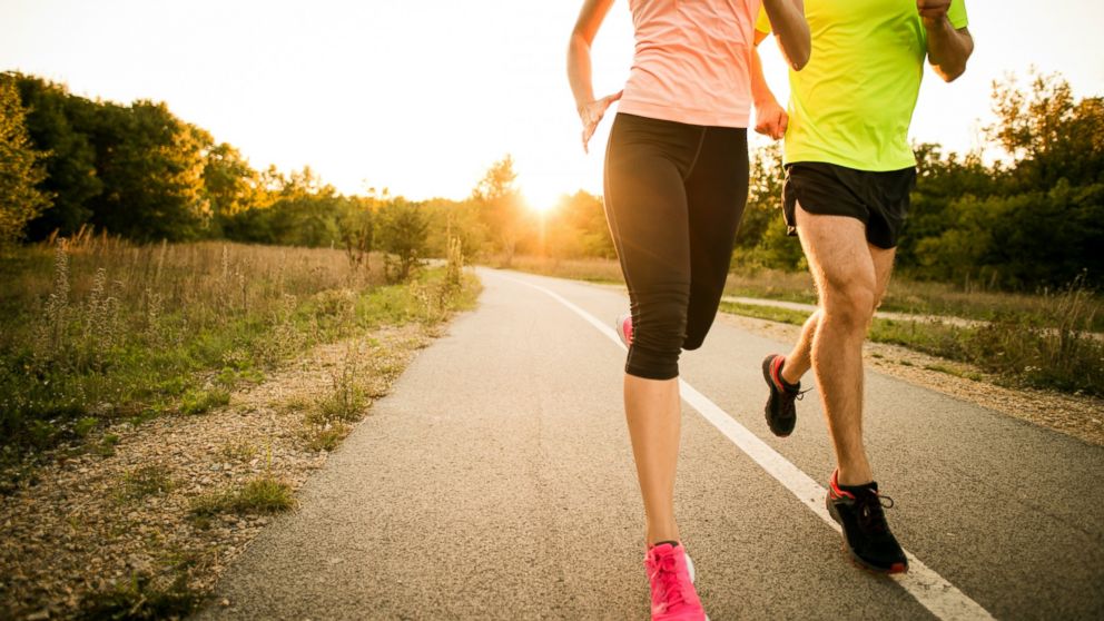 Here are some tips to eating healthy before, during and after running.