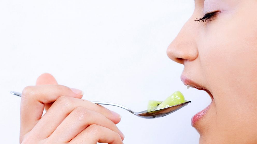 People who eat mindfully and without distractions tend to eat less and feel more satisfied.