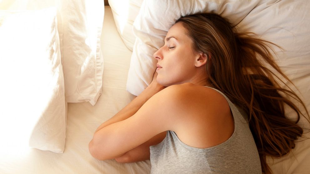 Find out how to snooze more soundly and lose weight.