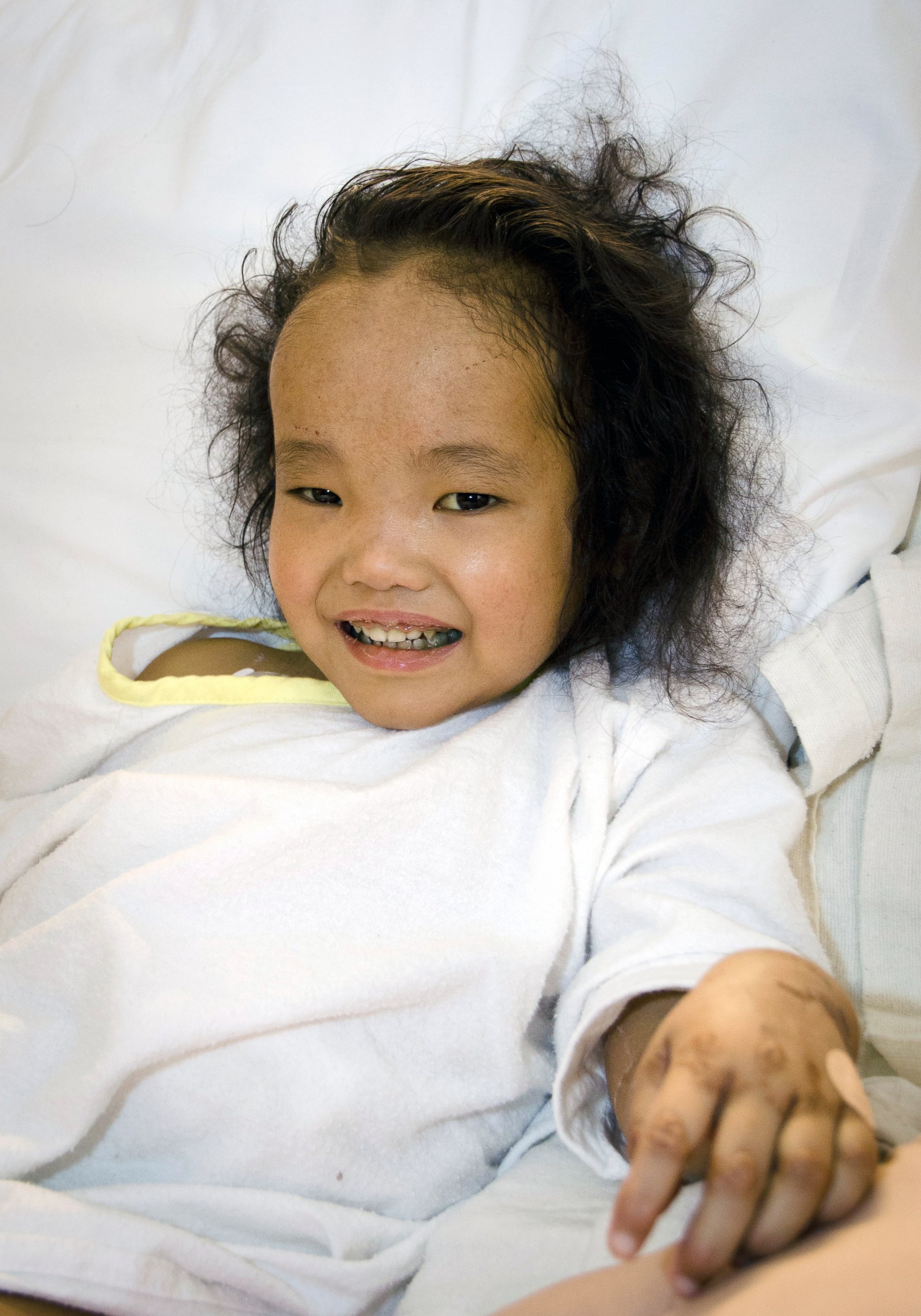 PHOTO: Binh Wanger received a life-saving liver transplant months after her twin sister had the same operation. 