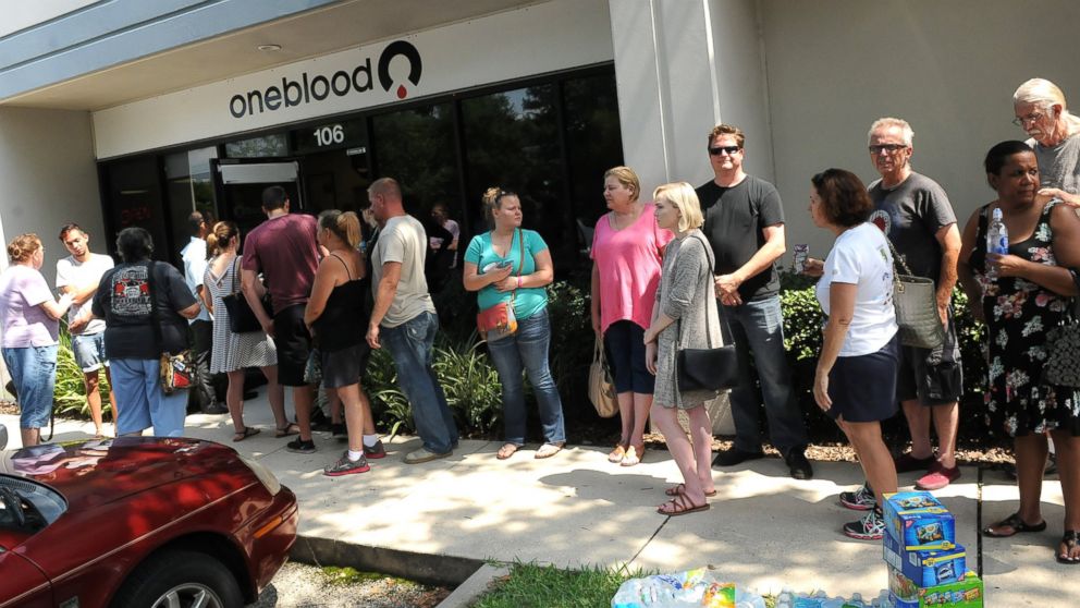 muslims line up to give blood after gay bar shooting