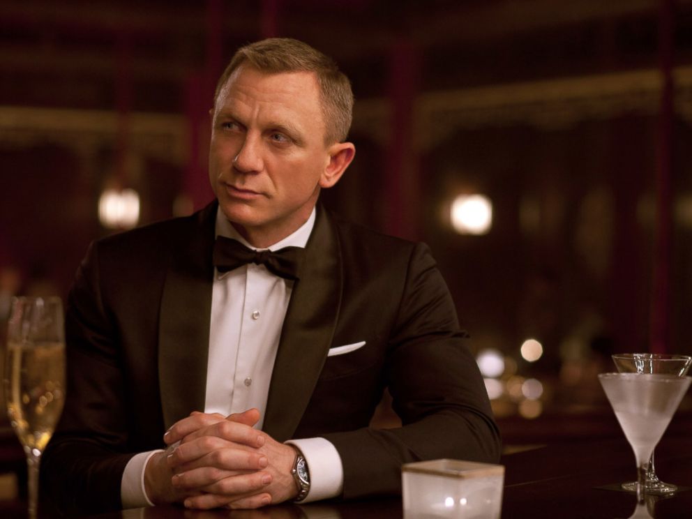 PHOTO: Daniel Craig portrays British spy James Bond in the movie version of Skyfall.